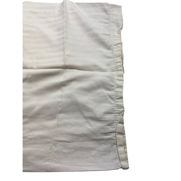 Set Of 6 White Pillowcases 20" X 30" With Light Stains & Wrinkles 91g - Picture 14 of 14